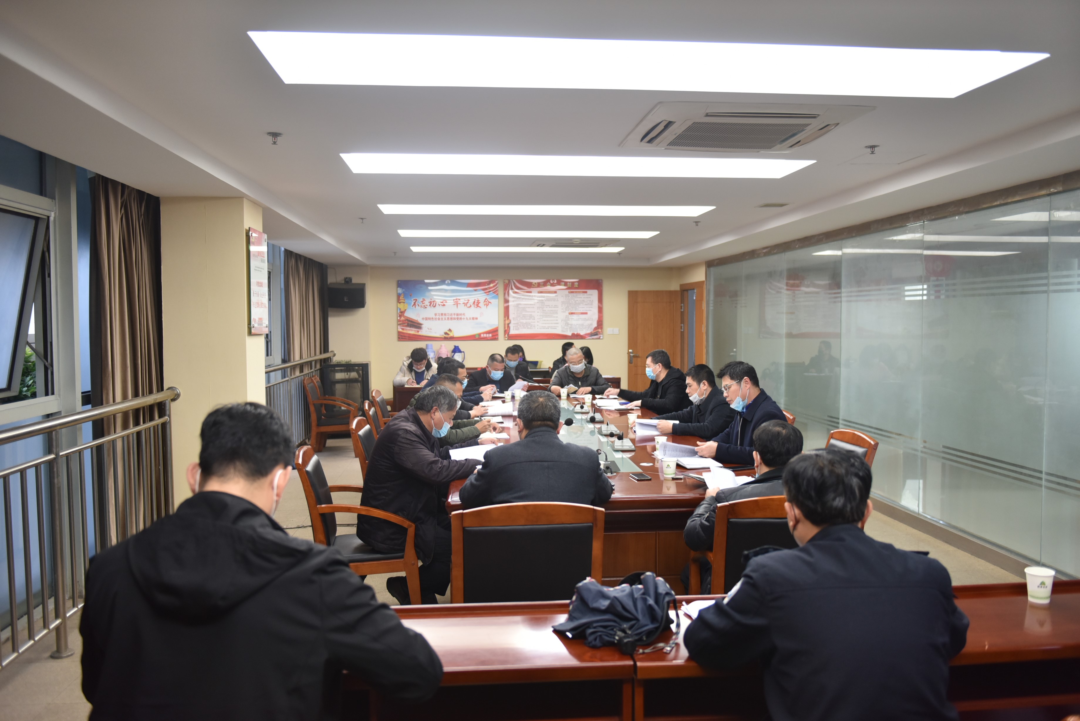 金森股份召開(kāi)春季造林與疫情防控會(huì)議 金森股份召開(kāi)春季造林與疫情防控會(huì)議